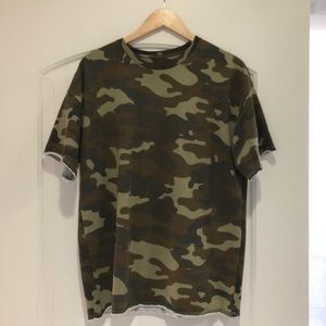 Pacsun camo tee